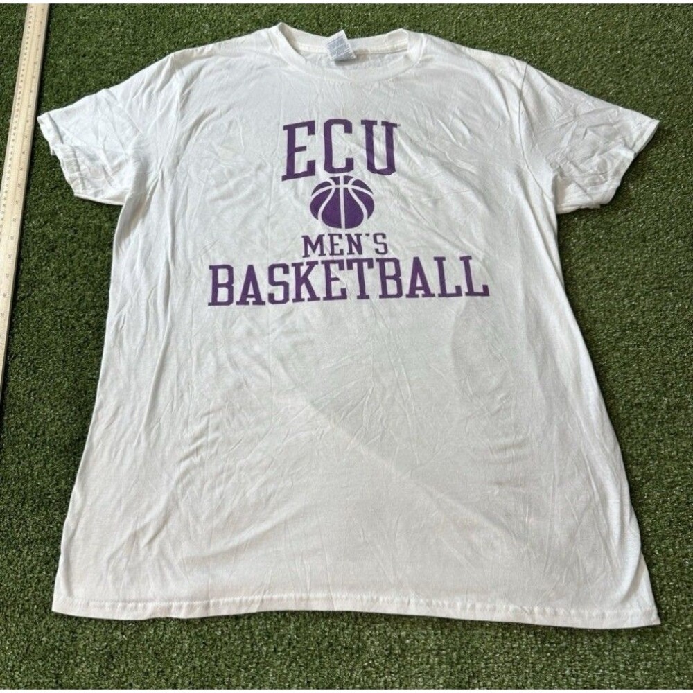 Fanatics Mens ECU Men’s Basketball Tee Size L NWOT